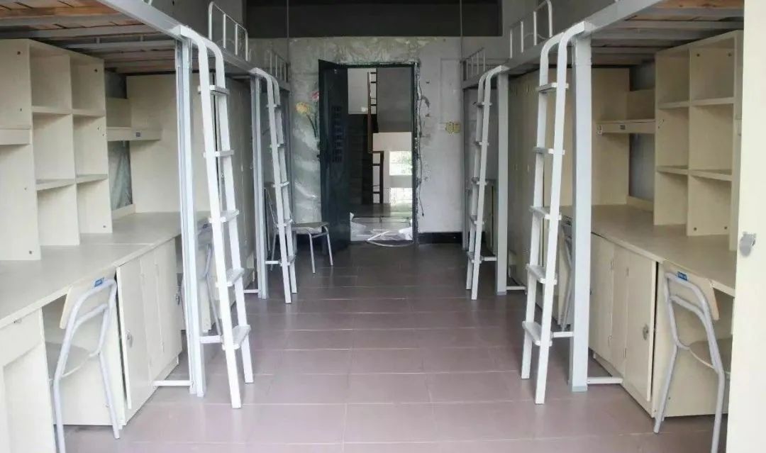 井岡山大學(xué)宿舍條件怎么樣,有空調(diào)和獨(dú)立衛(wèi)生間嗎？（附宿舍圖片）