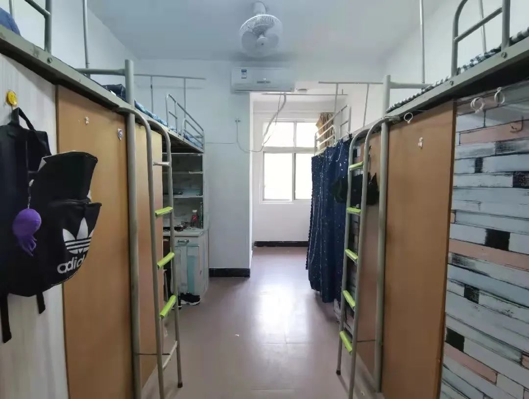 江西師范大學(xué)宿舍條件怎么樣,有空調(diào)和獨立衛(wèi)生間嗎？（附宿舍圖片）