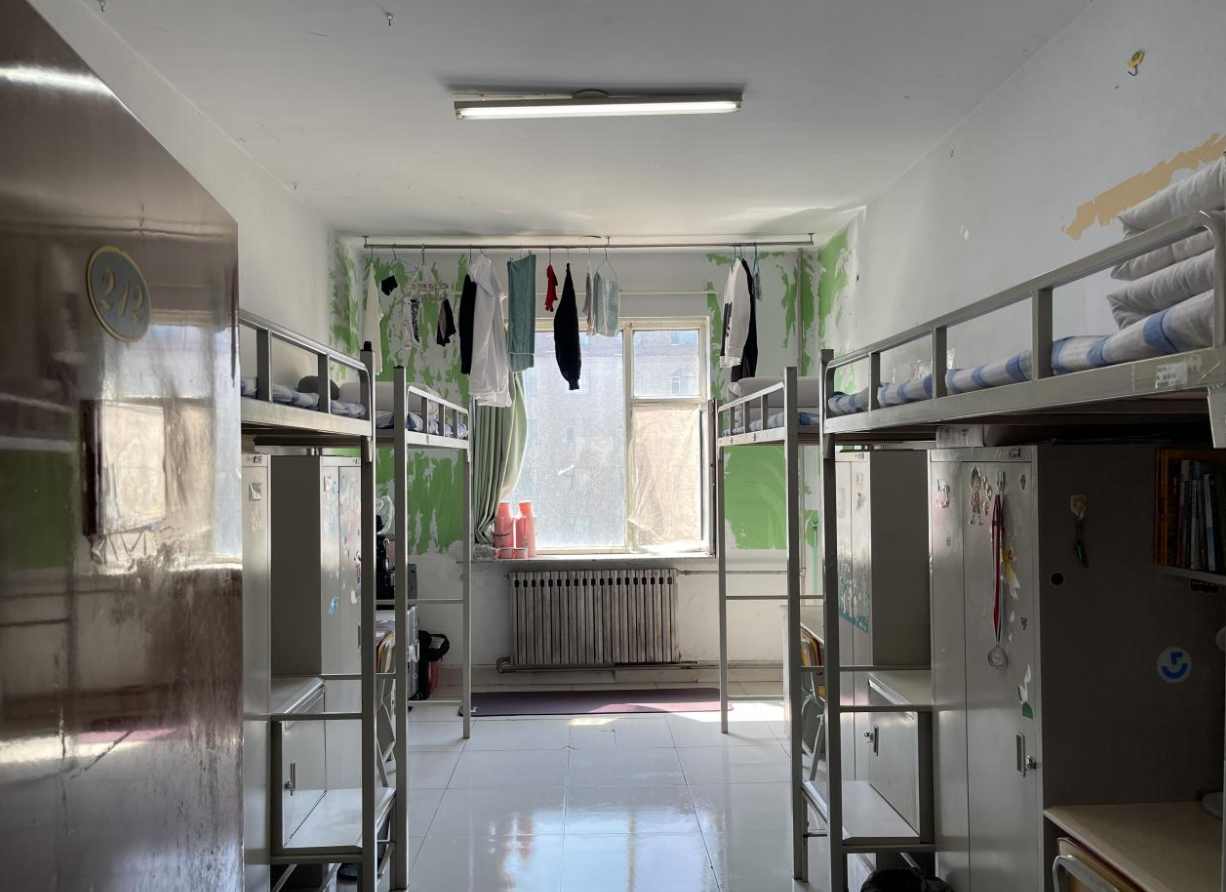 長春建筑學院宿舍條件怎么樣,有空調和獨立衛生間嗎？（附宿舍圖片）