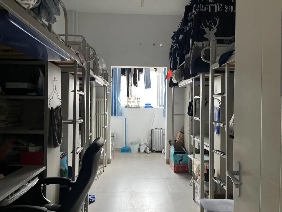 北京理工大學宿舍條件怎么樣,有空調和獨立衛生間嗎？（附宿舍圖片）
