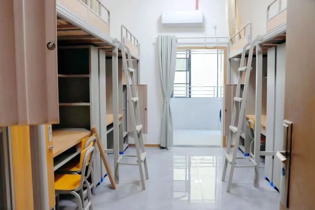 南昌工學院宿舍條件怎么樣,有空調和獨立衛生間嗎？（附宿舍圖片）