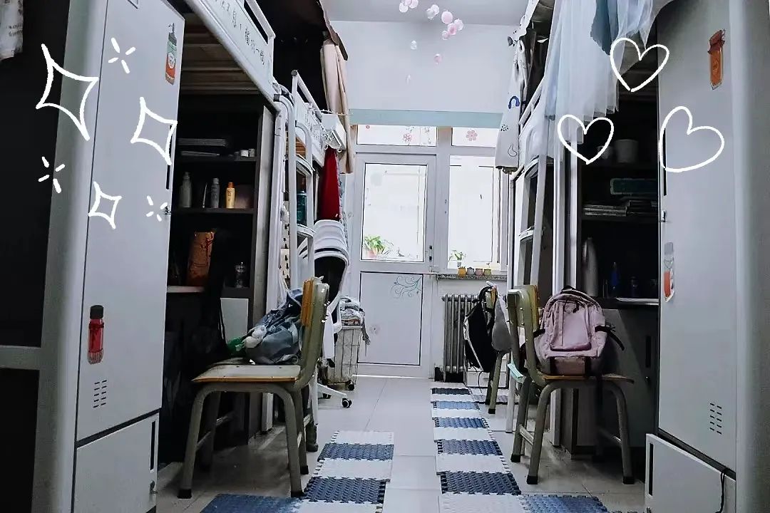 蘭州大學宿舍條件怎么樣,有空調和獨立衛生間嗎？（附宿舍圖片）