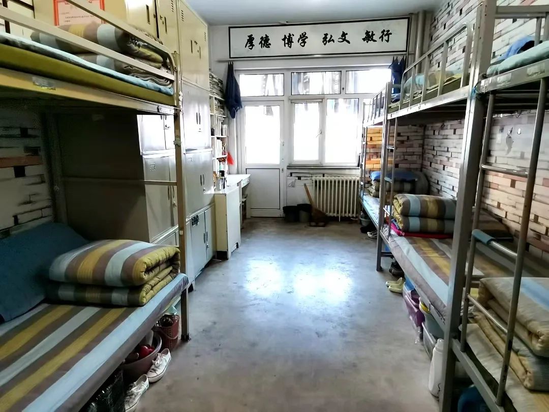唐山師范學院宿舍條件怎么樣,有空調和獨立衛生間嗎？（附宿舍圖片）
