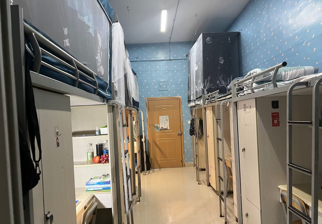 貴州醫科大學宿舍條件怎么樣,有空調和獨立衛生間嗎？（附宿舍圖片）