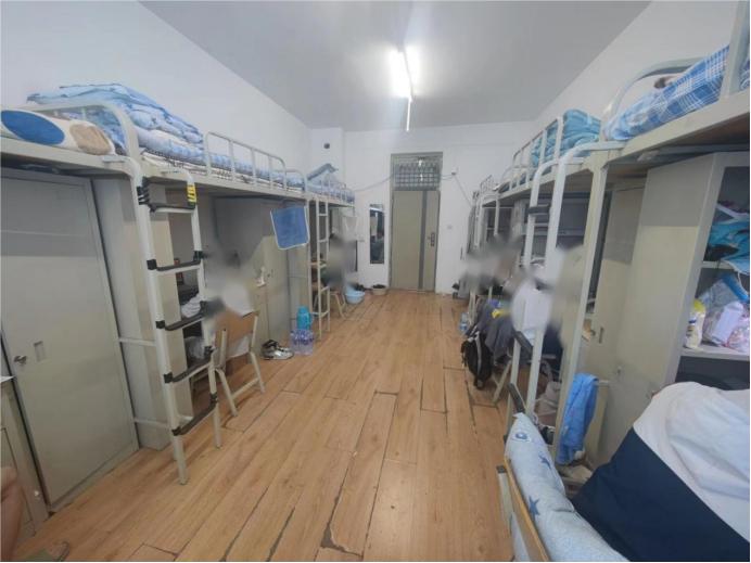 哈爾濱理工大學(xué)宿舍條件怎么樣,有空調(diào)和獨(dú)立衛(wèi)生間嗎？（附宿舍圖片）