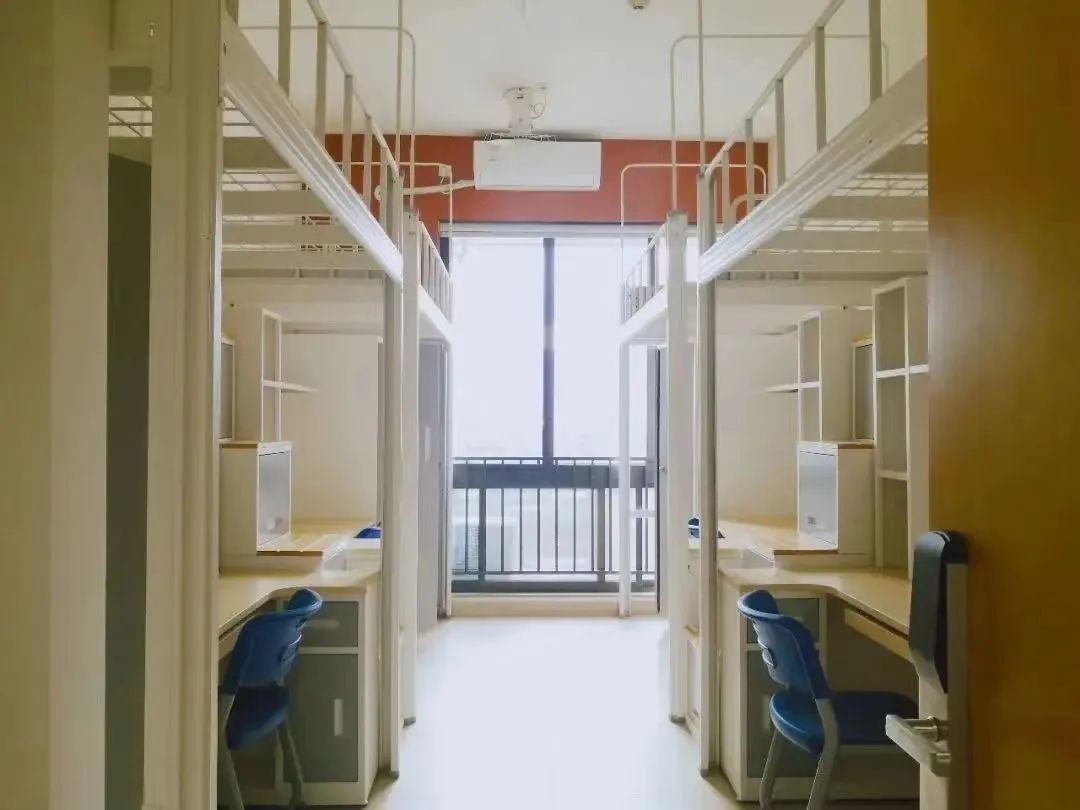 南方科技大學宿舍條件怎么樣,有空調和獨立衛生間嗎？（附宿舍圖片）