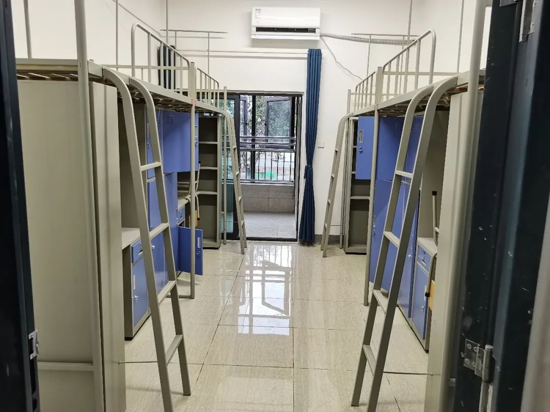 安徽醫科大學宿舍條件怎么樣,有空調和獨立衛生間嗎？（附宿舍圖片）