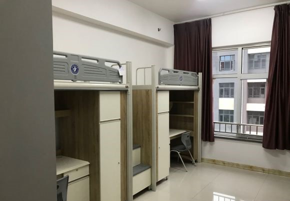 寧夏醫(yī)科大學宿舍條件怎么樣,有空調(diào)和獨立衛(wèi)生間嗎？（附宿舍圖片）