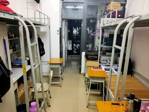 海南熱帶海洋學(xué)院宿舍條件怎么樣,有空調(diào)和獨立衛(wèi)生間嗎？（附宿舍圖片）