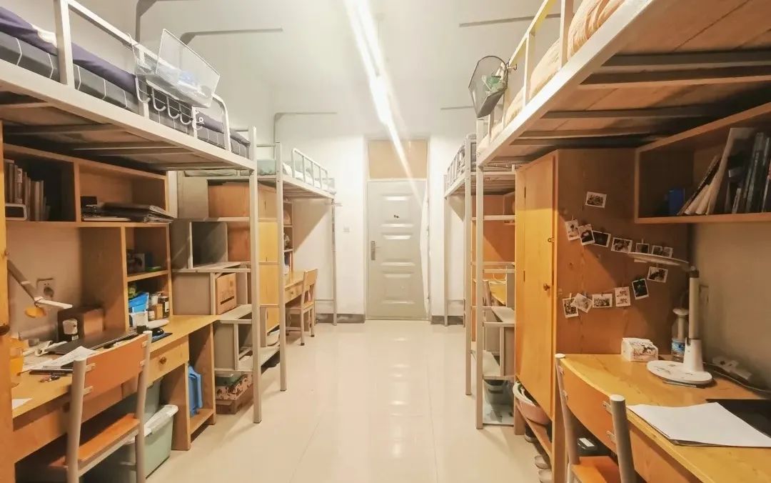 鄭州輕工業大學宿舍條件怎么樣,有空調和獨立衛生間嗎？（附宿舍圖片）