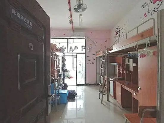 湖南女子學院宿舍條件怎么樣,有空調和獨立衛生間嗎？（附宿舍圖片）