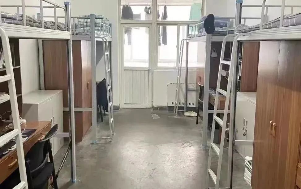 榆林學院宿舍條件怎么樣,有空調和獨立衛生間嗎？（附宿舍圖片）