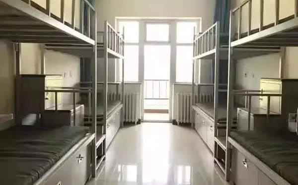 吉林工商學院宿舍條件怎么樣,有空調和獨立衛生間嗎？（附宿舍圖片）