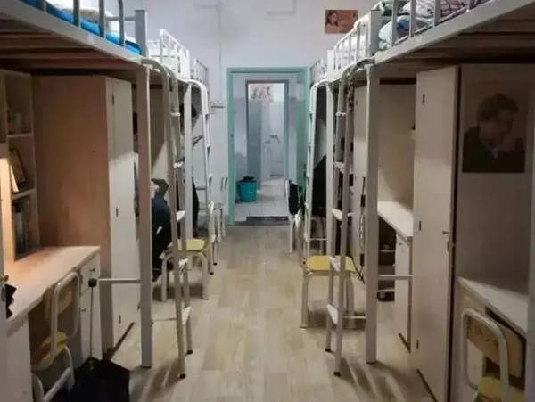 湖南師范大學(xué)宿舍條件怎么樣,有空調(diào)和獨(dú)立衛(wèi)生間嗎？（附宿舍圖片）